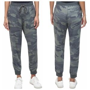 Splendid Camo High Waist‎ Jogger Pants 100% Rayon